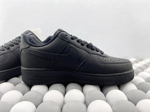 NK AF1 Low 07 - Triple Black 315122