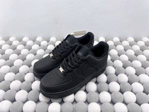 NK AF1 Low 07 - Triple Black 315122