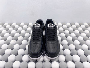NK AF1 Low - Black/White DC2911