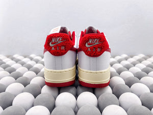 NK AF1 Low 07 LV8 - Sail/White/Red