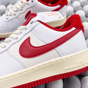NK AF1 Low 07 LV8 - Sail/White/Red
