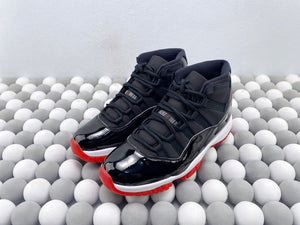 JORDN 11 Retro "Bred" Black/Red