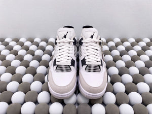 AJ 4 Retro - White Cement (Grey/White/Black)