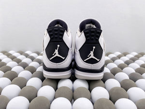 AJ 4 Retro - White Cement (Grey/White/Black)
