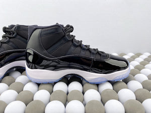 AJ 11 Retro - Black/Blue