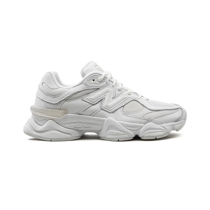 NB 9060 White Monochrome