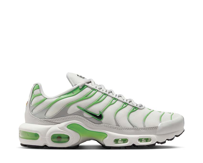 NK AR MX Plus W "Green Strike"