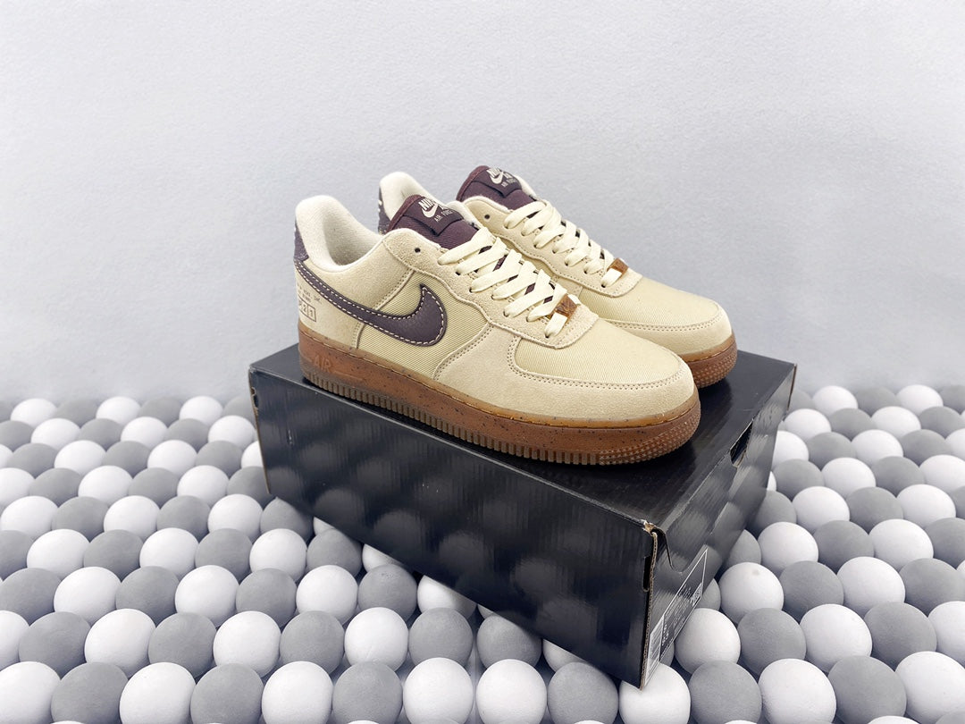 NK AF1 07 LV8 - Light Brown/Coffee