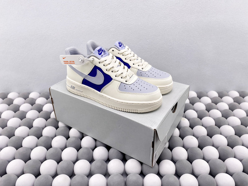 NK AF1 07 - White/Blue