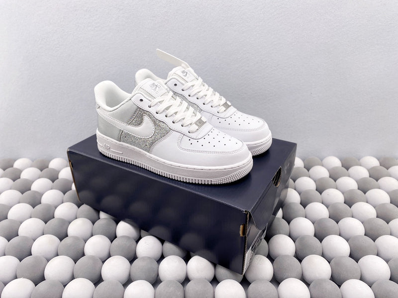 NK AF1 Low 07 - White/Silver